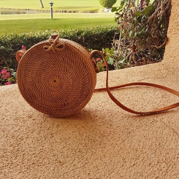 NEW Handcrafted Rattan Bag - Picture 2 of 2